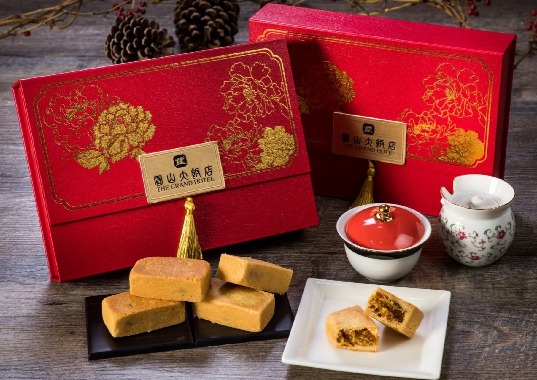 山*山様 【銘菓⑤】台湾パイナップルケーキ24箱 Amazon.co.jp: 台湾